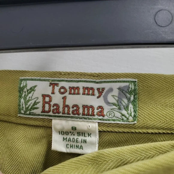 Tommy Bahama Women's Vintage Avocado 100%‎ Silk High Rise 7" Loose Fit Shorts 8 - Picture 2 of 3